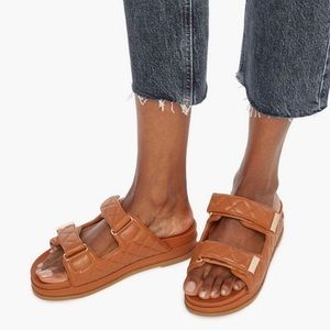 Rhea Flatform Sandal